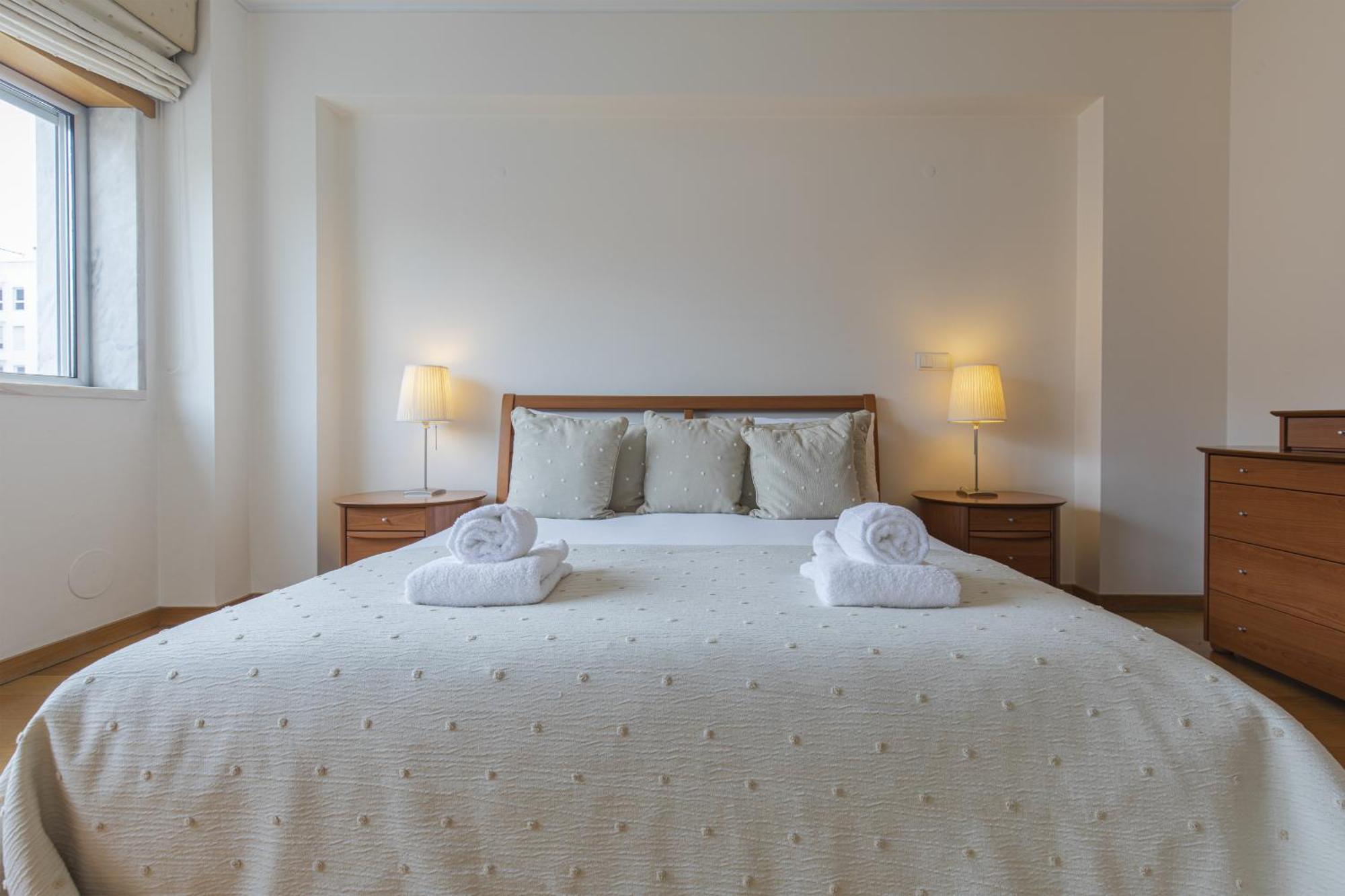 2 Bedroom Large Apartment By Innkeeper Lizbona Zewnętrze zdjęcie